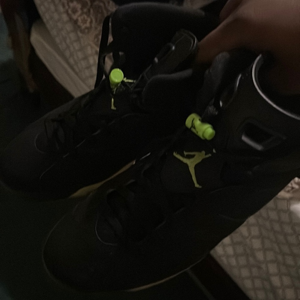 Jordan 7 neon green